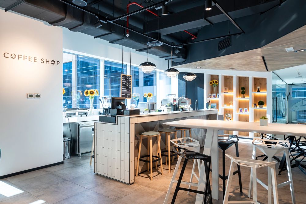 Hot Desk Membership – Flexible Workspace at UNBOX Business Bay